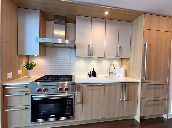 211 East 13th Street 6D image 3 of 11