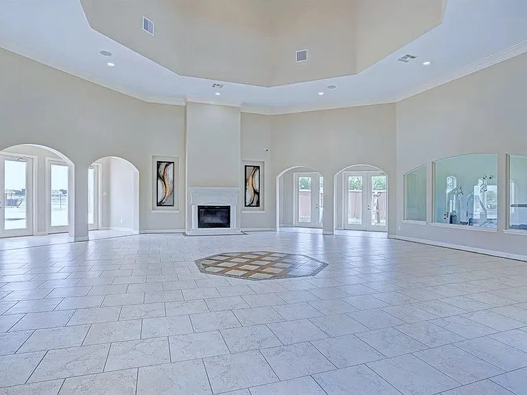 6034 Prince Place Dr — Photo 24