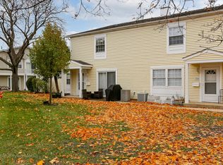 1312 Fall Ct, Wheeling, IL 60090