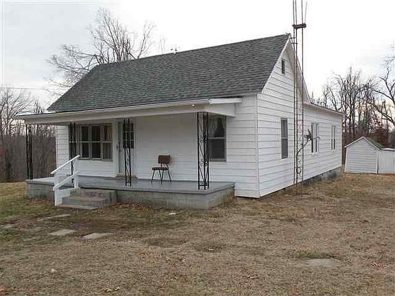 2nd image of 805 Indian Hills Trl