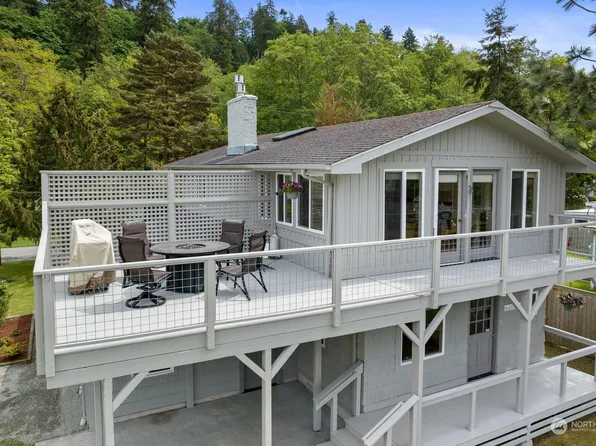 7524 Maxwelton Road, Clinton, WA 98236