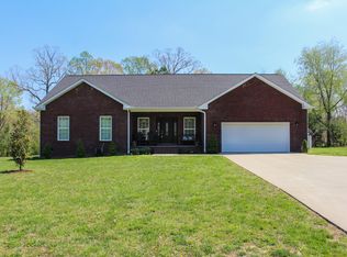 165 Morris Pine Ln, Ashland City, TN 37015