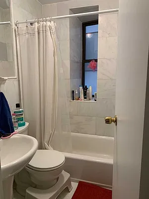 Rented by Dynamik Realty | media 9