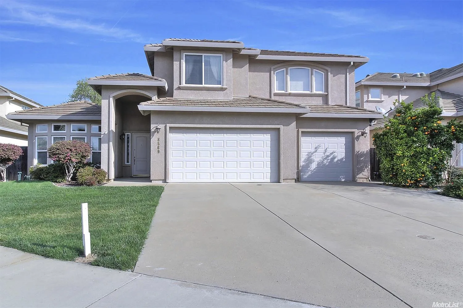 8569 Jaytee Way photo 1