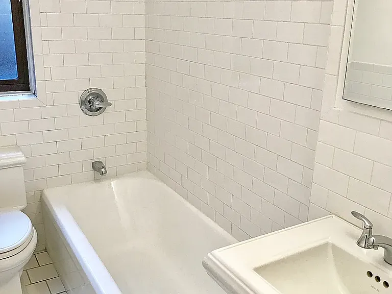 8 Gramercy Park S #2F — Photo 6