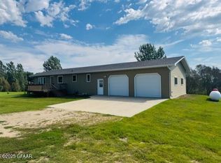 2012 Daniels Dr, Devils Lake, ND 58301