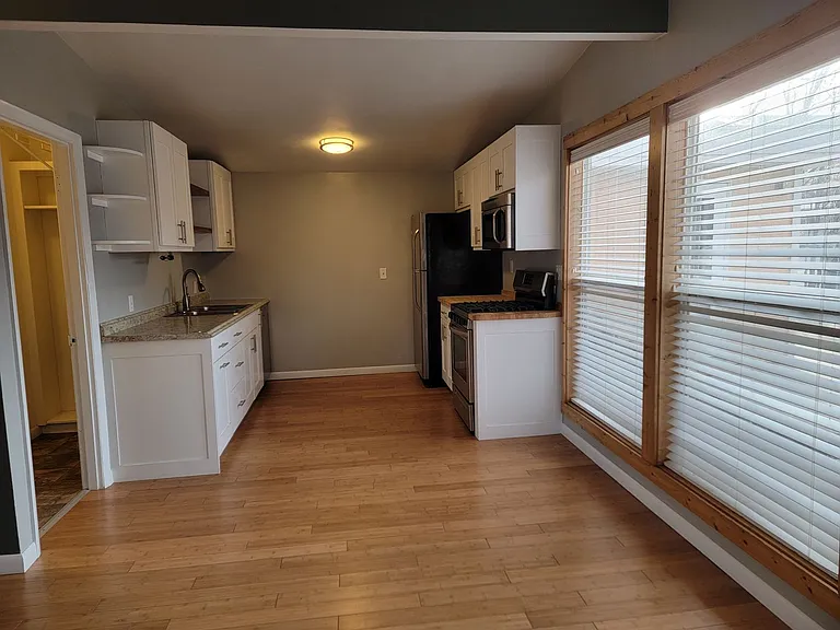 724 Westwood Ave — Photo 6