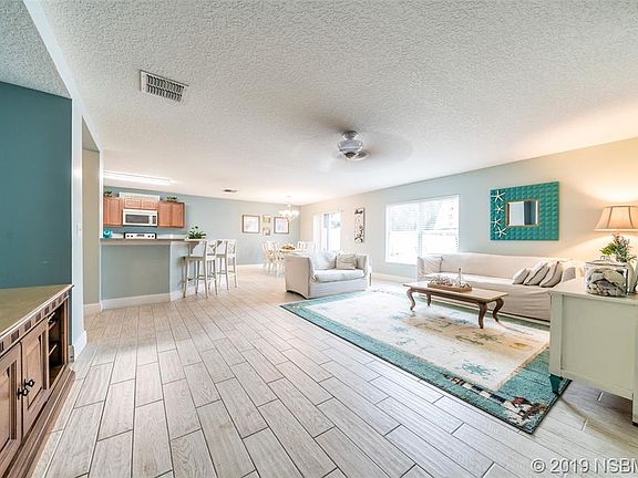 3rd image of 605 Aeolian Dr