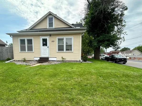 203 Lake St E, Cologne, MN 55322