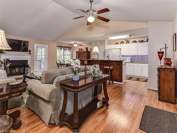4th image of 26 S Woodridge View Ct #45