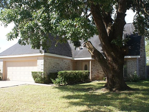 2nd image of 6851 Drewlaine Fields Ln