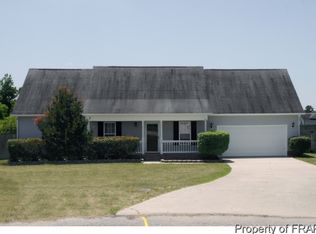 124 Norris Ct, Raeford, NC 28376