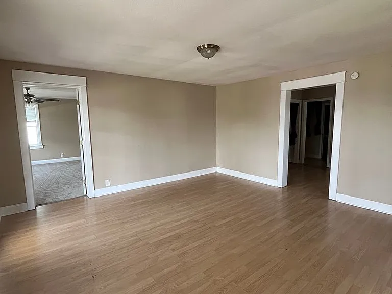 4604 Illinois Ave #B — Photo 4