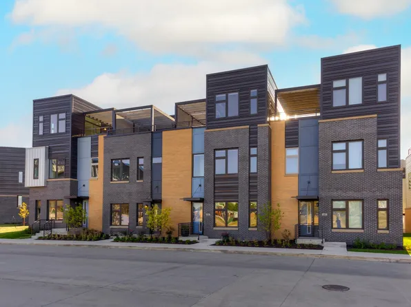 859 E 2nd St, Des Moines, IA 50309