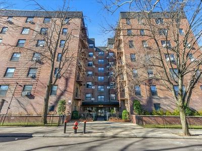 32-20 92 Street #D310, Queens, NY, 11369
