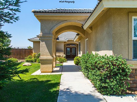 2nd image of 4012 Goodyear Ct