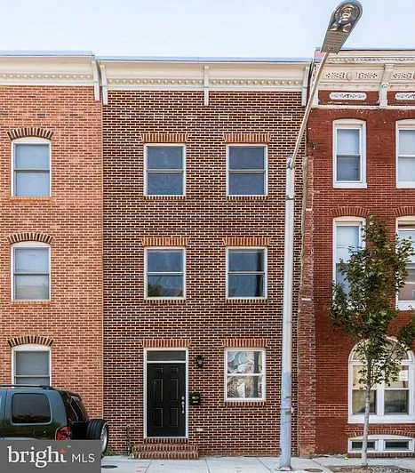 1620 Light St — Photo 3