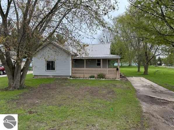 219 S Bankson St, Saint Louis, MI 48880