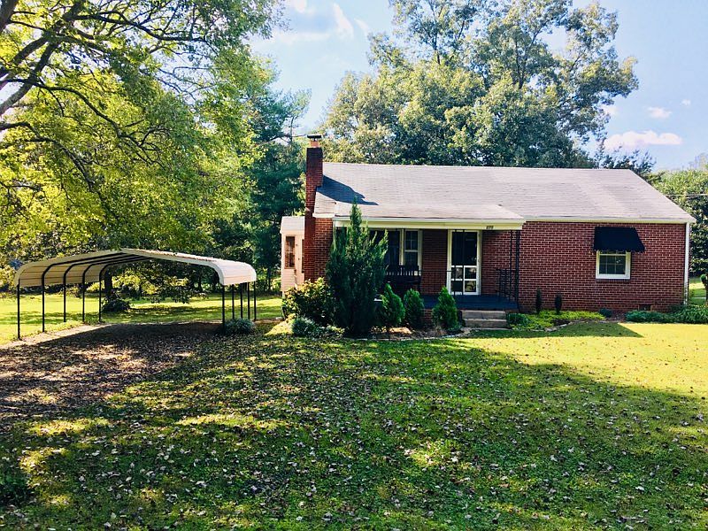 1st image of 170 Applewood Dr