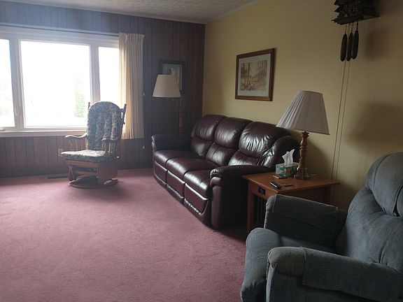5th image of 360 N Fillmore Rd
