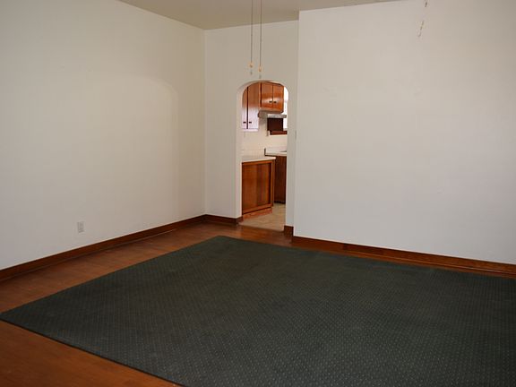 5th image of 861 Brackenridge Ave