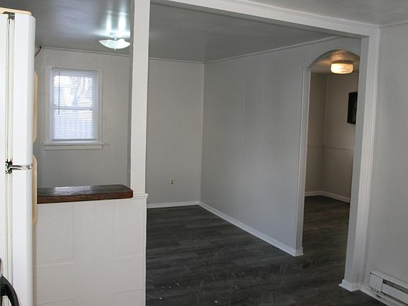 4th image of 1438 Eberhart Ave #B