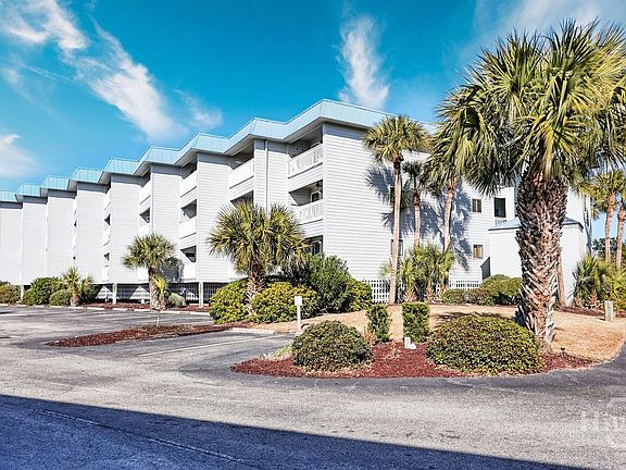 3rd image of 1217 Bay Street #313A