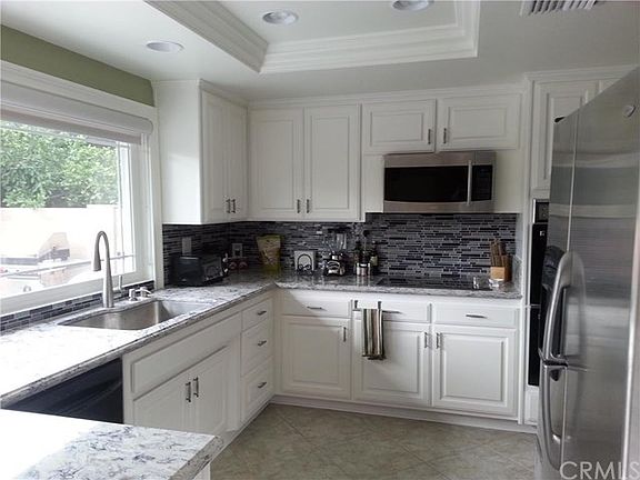 4th image of 7232 Carlton Ave