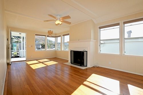 3rd image of 160 McAulay Pl