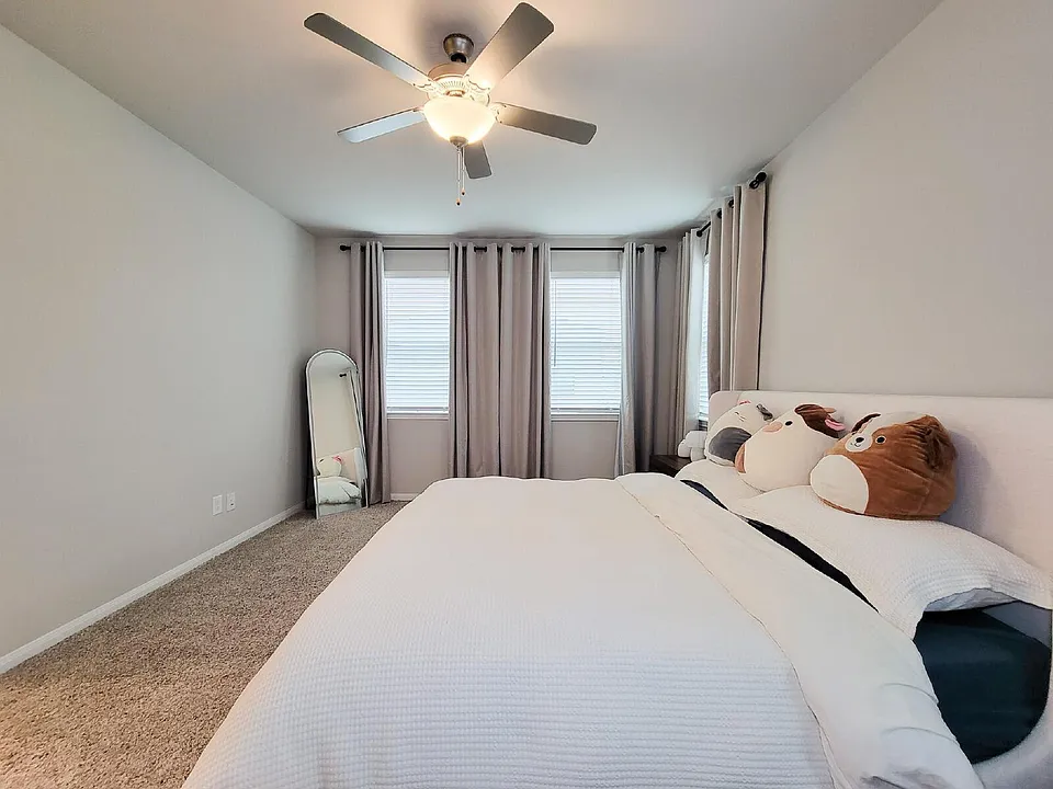 1510 Lakeline Oak Dr