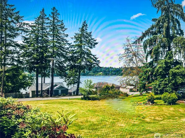 10142 Steamboat Island Road NW, Olympia, WA 98502