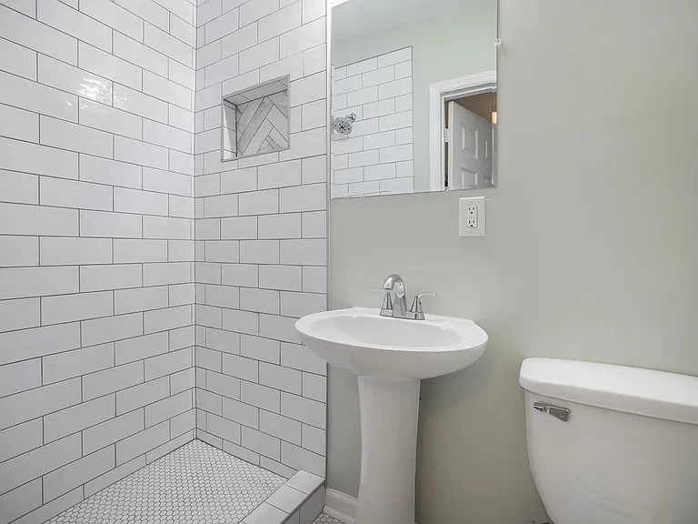 1131 Leesville St #D — Photo 13
