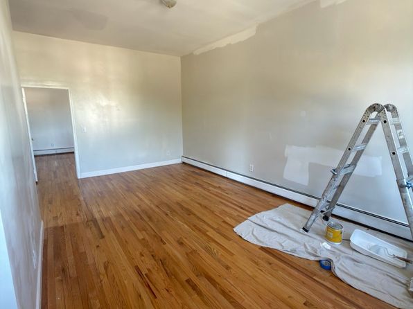 2652 E Main St APT 2