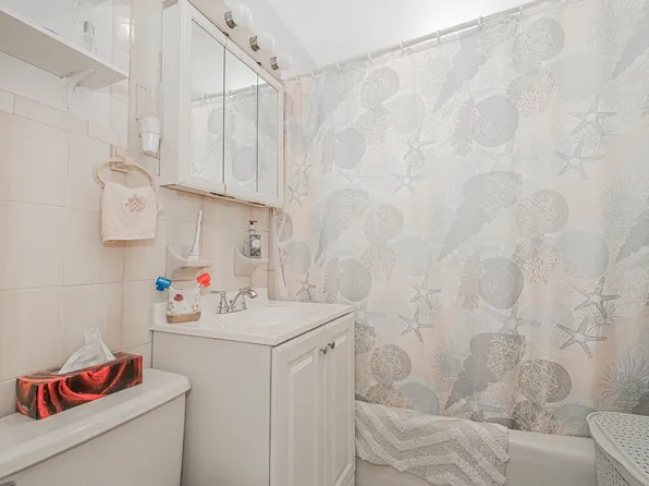 59 Bay 22nd Street image 17 of 18