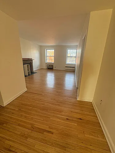 231 Clinton St #4 Photo 1
