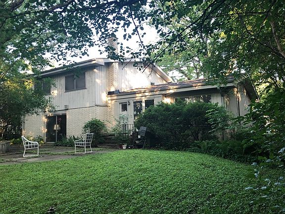 5th image of 1235 Eaton Ct
