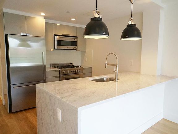 5th image of 324 E 4th St #6B