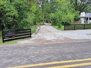 1948 E Chippewa River Rd, Midland, MI 48640