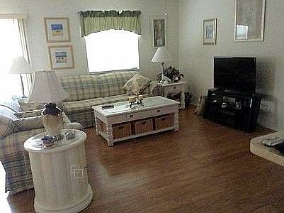 3rd image of 301 Starr Ln