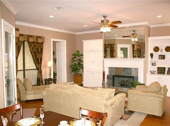 3rd image of 5345 Courtyard Dr