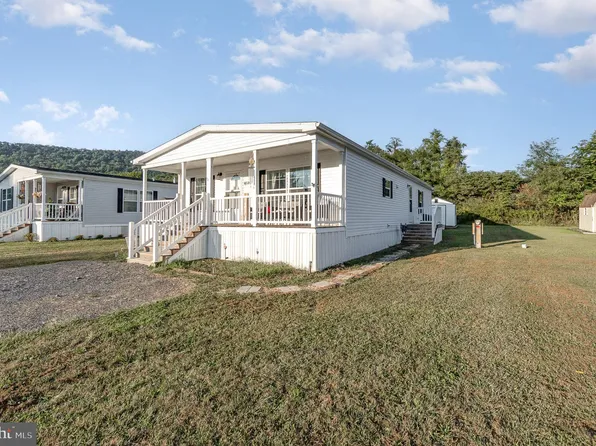 49 S Elmer Ave, Halifax, PA 17032