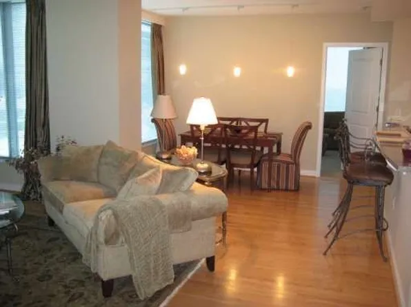 3338 Peachtree Rd NE, Atlanta, GA 30326