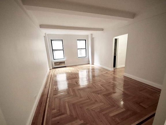 5th image of 118 E 93rd St APT 6D