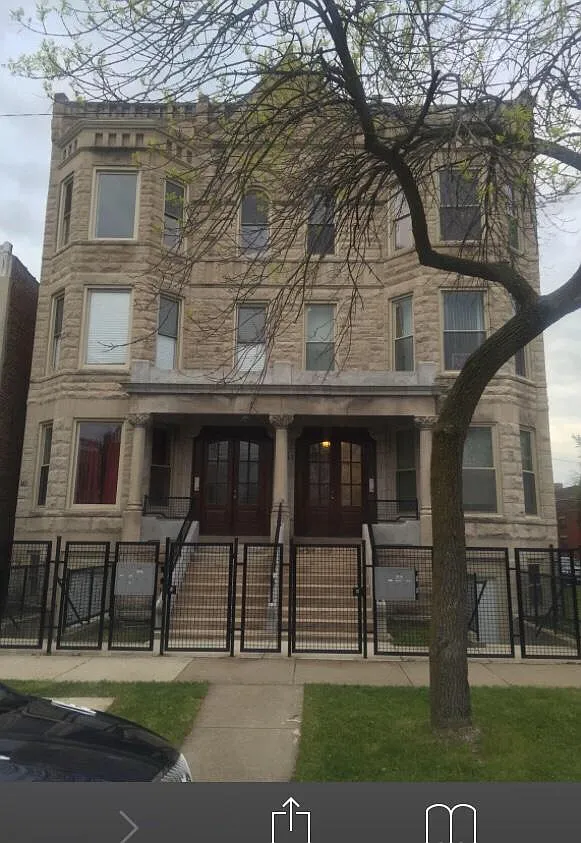 6551 S Ingleside Ave — Photo 2
