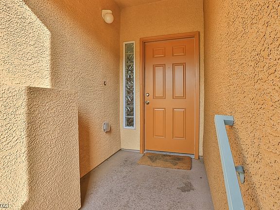 3rd image of 11865 Tevare Ln Unit 2077