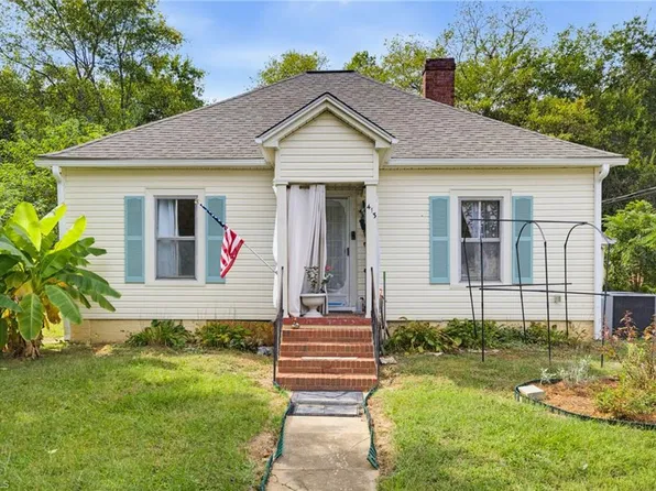 413 Greenwood St, Stoneville, NC 27288