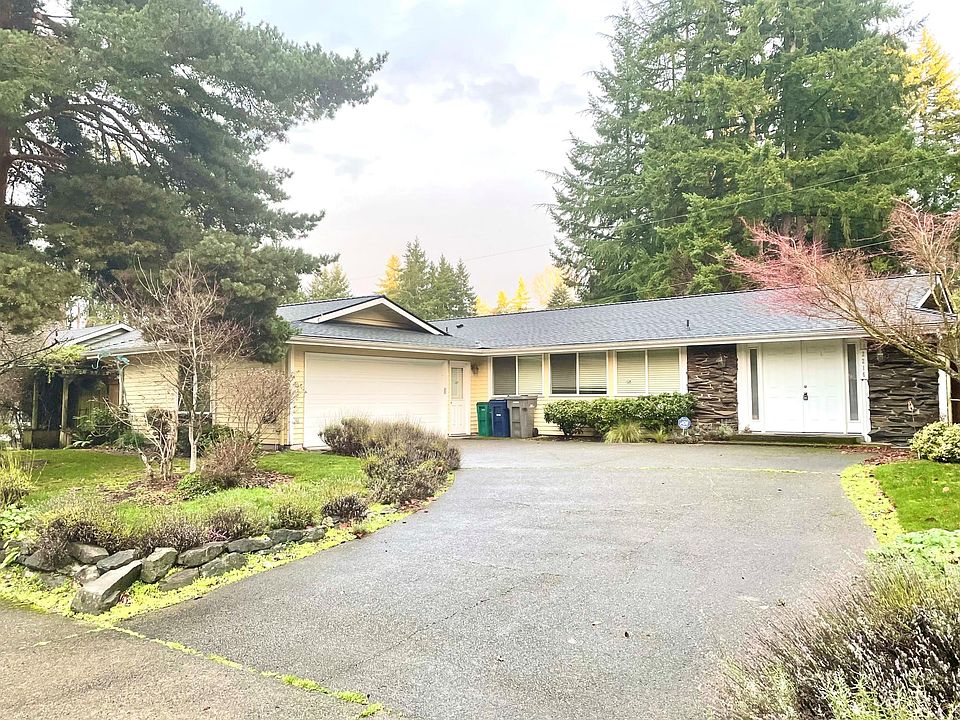 1st image of 2216 182nd Ave NE
