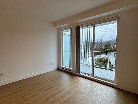4th image of 3055 Murray St #51