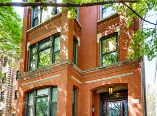 1530 N Hudson Ave, Chicago, IL 60610
