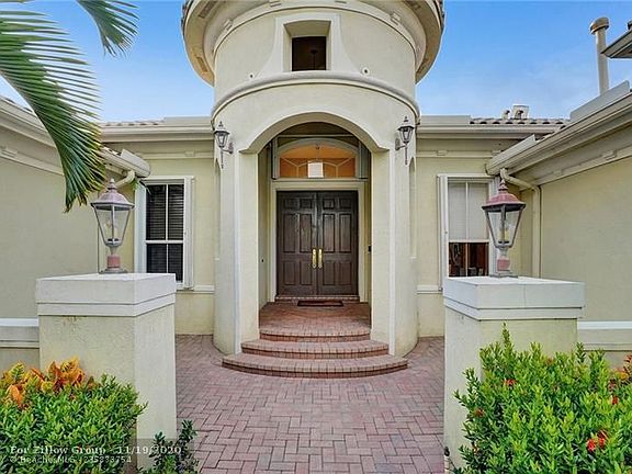 3rd image of 7465 NW 127th Ter